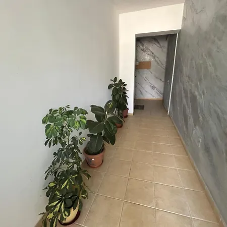1 Bedroom 1208 *