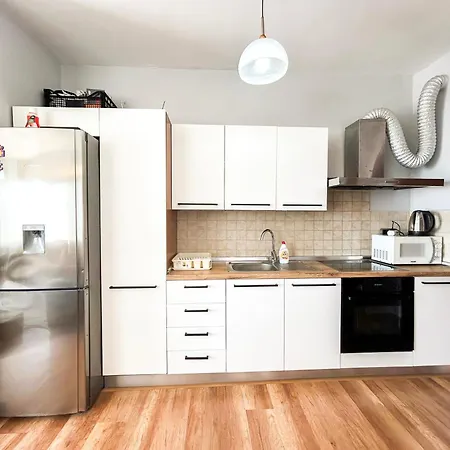 1 Bedroom 1208 公寓 *