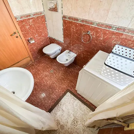 1 Bedroom 1208 Durrës